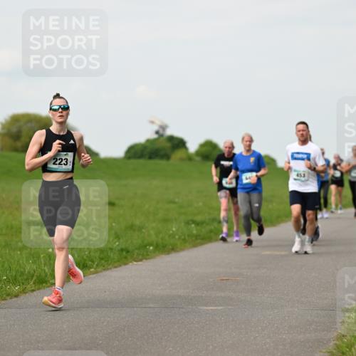 10.05.2026 - 8. Wedeler Halbmarathon Dr. Thomas Lammeyer http://msf.ph/oto/9698550 10.05.2026 11:33:32 Laufen 223, 453 meine-sportfotos.de