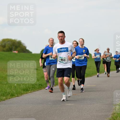10.05.2026 - 8. Wedeler Halbmarathon Dr. Thomas Lammeyer http://msf.ph/oto/9698559 10.05.2026 11:33:34 Laufen 647, 453 meine-sportfotos.de