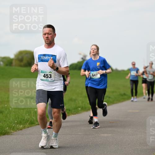 10.05.2026 - 8. Wedeler Halbmarathon Dr. Thomas Lammeyer http://msf.ph/oto/9698564 10.05.2026 11:33:35 Laufen 453, 647 meine-sportfotos.de