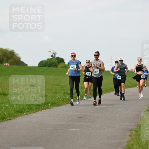 10.05.2026 - 8. Wedeler Halbmarathon Dr. Thomas Lammeyer http://msf.ph/oto/9698585 10.05.2026 11:33:38 Laufen 1004, 763, 1005, 591, 770 meine-sportfotos.de