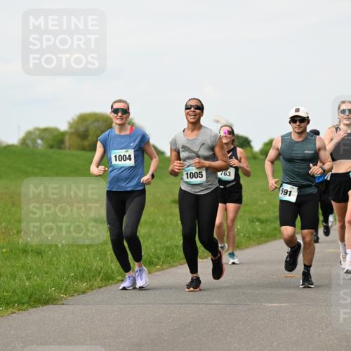 10.05.2026 - 8. Wedeler Halbmarathon Dr. Thomas Lammeyer http://msf.ph/oto/9698608 10.05.2026 11:33:42 Laufen 1004, 1005, 763, 591, 770 meine-sportfotos.de