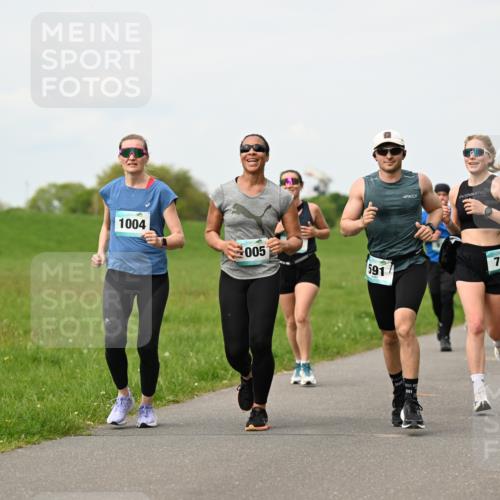 10.05.2026 - 8. Wedeler Halbmarathon Dr. Thomas Lammeyer http://msf.ph/oto/9698612 10.05.2026 11:33:42 Laufen 1004, 005, 591, 770 meine-sportfotos.de