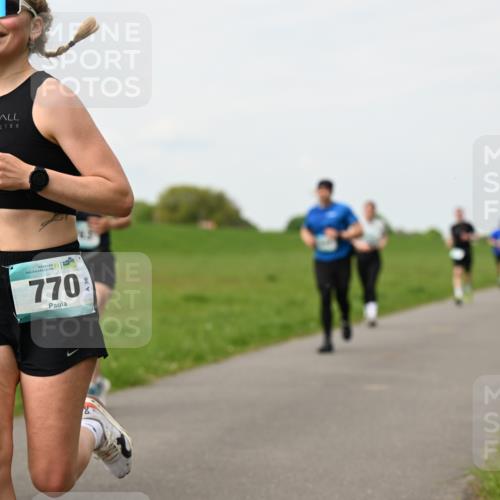 10.05.2026 - 8. Wedeler Halbmarathon Dr. Thomas Lammeyer http://msf.ph/oto/9698628 10.05.2026 11:33:45 Laufen 100, 770 meine-sportfotos.de