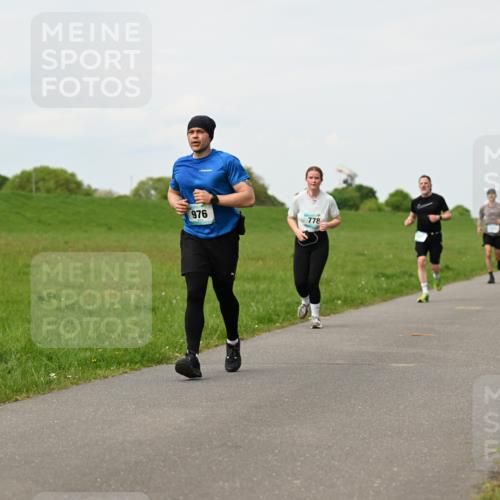 10.05.2026 - 8. Wedeler Halbmarathon Dr. Thomas Lammeyer http://msf.ph/oto/9698643 10.05.2026 11:33:47 Laufen  meine-sportfotos.de