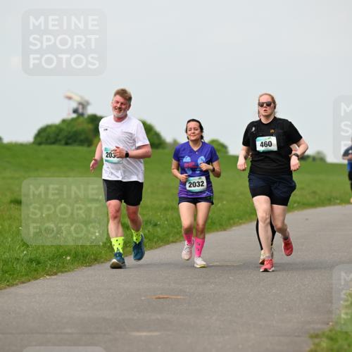 10.05.2026 - 8. Wedeler Halbmarathon Dr. Thomas Lammeyer http://msf.ph/oto/9698729 10.05.2026 11:34:11 Laufen 203, 2032, 460 meine-sportfotos.de