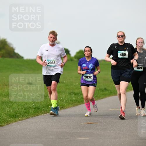 10.05.2026 - 8. Wedeler Halbmarathon Dr. Thomas Lammeyer http://msf.ph/oto/9698738 10.05.2026 11:34:12 Laufen 2033, 2032, 460, 459 meine-sportfotos.de