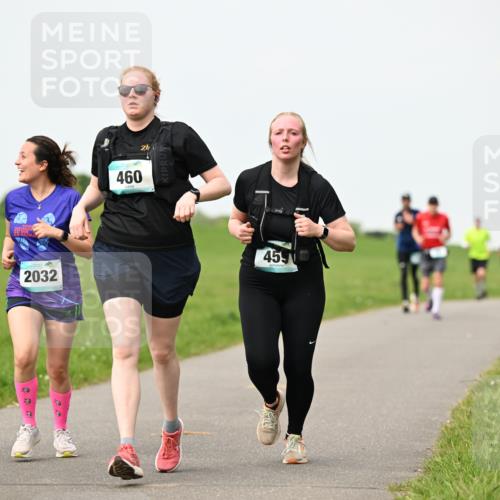 10.05.2026 - 8. Wedeler Halbmarathon Dr. Thomas Lammeyer http://msf.ph/oto/9698744 10.05.2026 11:34:14 Laufen 2032, 460, 459 meine-sportfotos.de