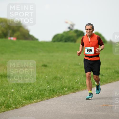 10.05.2026 - 8. Wedeler Halbmarathon Dr. Thomas Lammeyer http://msf.ph/oto/9698826 10.05.2026 11:34:39 Laufen 106 meine-sportfotos.de