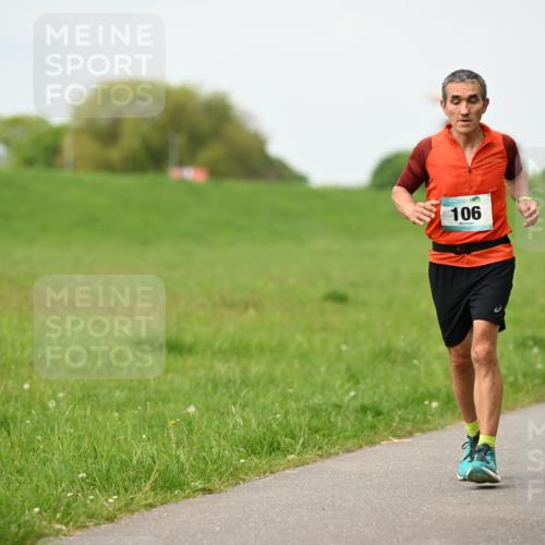 10.05.2026 - 8. Wedeler Halbmarathon Dr. Thomas Lammeyer http://msf.ph/oto/9698832 10.05.2026 11:34:40 Laufen 106 meine-sportfotos.de