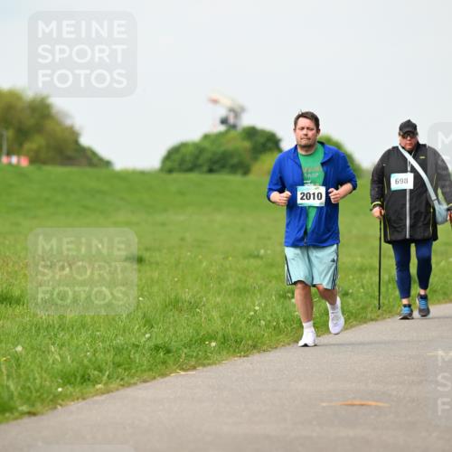 10.05.2026 - 8. Wedeler Halbmarathon Dr. Thomas Lammeyer http://msf.ph/oto/9698953 10.05.2026 11:35:31 Laufen 2010, 698, 889 meine-sportfotos.de