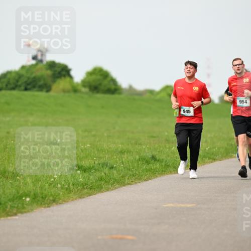 10.05.2026 - 8. Wedeler Halbmarathon Dr. Thomas Lammeyer http://msf.ph/oto/9699117 10.05.2026 11:36:04 Laufen 954, 945 meine-sportfotos.de
