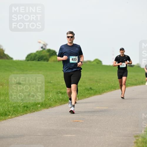 10.05.2026 - 8. Wedeler Halbmarathon Dr. Thomas Lammeyer http://msf.ph/oto/9699175 10.05.2026 11:36:18 Laufen 823 meine-sportfotos.de