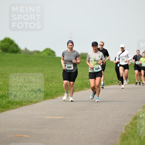 10.05.2026 - 8. Wedeler Halbmarathon Dr. Thomas Lammeyer http://msf.ph/oto/9699217 10.05.2026 11:36:26 Laufen 564, 826 meine-sportfotos.de
