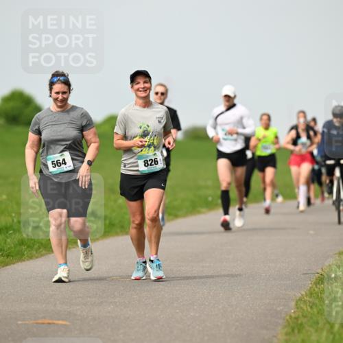 10.05.2026 - 8. Wedeler Halbmarathon Dr. Thomas Lammeyer http://msf.ph/oto/9699240 10.05.2026 11:36:30 Laufen 564, 150, 826 meine-sportfotos.de