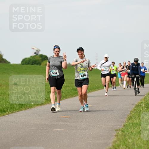10.05.2026 - 8. Wedeler Halbmarathon Dr. Thomas Lammeyer http://msf.ph/oto/9699247 10.05.2026 11:36:31 Laufen 564, 826 meine-sportfotos.de