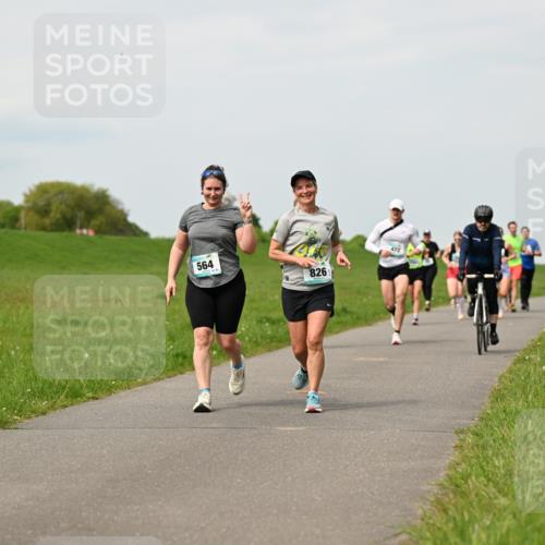 10.05.2026 - 8. Wedeler Halbmarathon Dr. Thomas Lammeyer http://msf.ph/oto/9699257 10.05.2026 11:36:33 Laufen 564, 826 meine-sportfotos.de