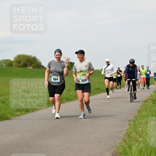10.05.2026 - 8. Wedeler Halbmarathon Dr. Thomas Lammeyer http://msf.ph/oto/9699258 10.05.2026 11:36:33 Laufen 564, 826 meine-sportfotos.de