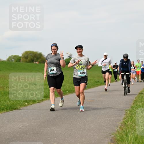 10.05.2026 - 8. Wedeler Halbmarathon Dr. Thomas Lammeyer http://msf.ph/oto/9699260 10.05.2026 11:36:33 Laufen 564, 826 meine-sportfotos.de