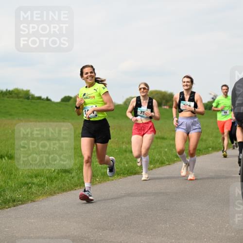 10.05.2026 - 8. Wedeler Halbmarathon Dr. Thomas Lammeyer http://msf.ph/oto/9699287 10.05.2026 11:36:41 Laufen  meine-sportfotos.de