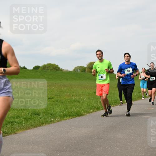 10.05.2026 - 8. Wedeler Halbmarathon Dr. Thomas Lammeyer http://msf.ph/oto/9699298 10.05.2026 11:36:43 Laufen 756, 436 meine-sportfotos.de