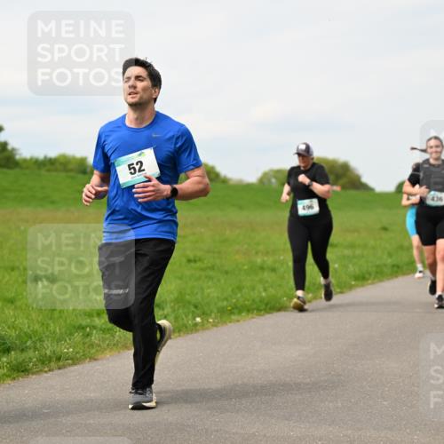 10.05.2026 - 8. Wedeler Halbmarathon Dr. Thomas Lammeyer http://msf.ph/oto/9699309 10.05.2026 11:36:45 Laufen 496, 436 meine-sportfotos.de