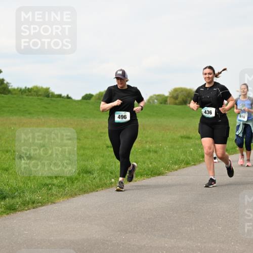 10.05.2026 - 8. Wedeler Halbmarathon Dr. Thomas Lammeyer http://msf.ph/oto/9699315 10.05.2026 11:36:46 Laufen 496, 436, 916 meine-sportfotos.de