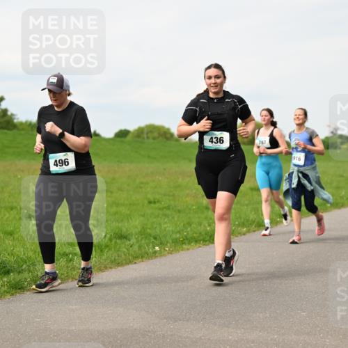 10.05.2026 - 8. Wedeler Halbmarathon Dr. Thomas Lammeyer http://msf.ph/oto/9699322 10.05.2026 11:36:47 Laufen 436, 787, 916, 496 meine-sportfotos.de