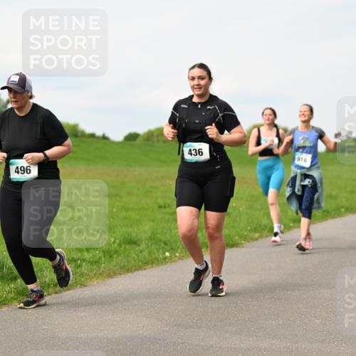 10.05.2026 - 8. Wedeler Halbmarathon Dr. Thomas Lammeyer http://msf.ph/oto/9699324 10.05.2026 11:36:47 Laufen 496, 436, 916 meine-sportfotos.de
