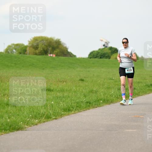 10.05.2026 - 8. Wedeler Halbmarathon Dr. Thomas Lammeyer http://msf.ph/oto/9699345 10.05.2026 11:36:51 Laufen 413 meine-sportfotos.de