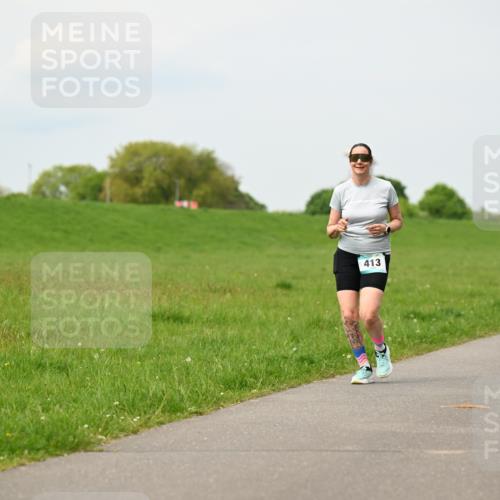 10.05.2026 - 8. Wedeler Halbmarathon Dr. Thomas Lammeyer http://msf.ph/oto/9699352 10.05.2026 11:36:52 Laufen 413 meine-sportfotos.de