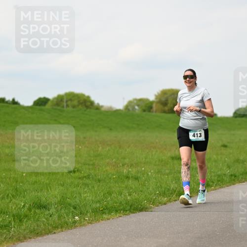 10.05.2026 - 8. Wedeler Halbmarathon Dr. Thomas Lammeyer http://msf.ph/oto/9699369 10.05.2026 11:36:54 Laufen 413 meine-sportfotos.de