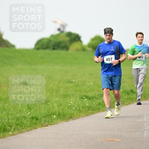 10.05.2026 - 8. Wedeler Halbmarathon Dr. Thomas Lammeyer http://msf.ph/oto/9699381 10.05.2026 11:37:01 Laufen 457, 2069 meine-sportfotos.de