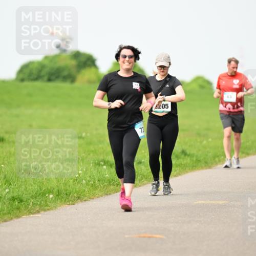 10.05.2026 - 8. Wedeler Halbmarathon Dr. Thomas Lammeyer http://msf.ph/oto/9699450 10.05.2026 11:37:18 Laufen 205 meine-sportfotos.de