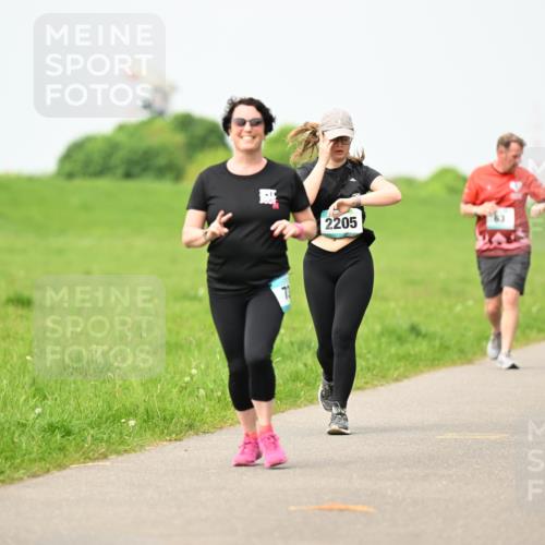 10.05.2026 - 8. Wedeler Halbmarathon Dr. Thomas Lammeyer http://msf.ph/oto/9699453 10.05.2026 11:37:18 Laufen 2205 meine-sportfotos.de