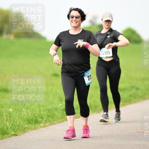 10.05.2026 - 8. Wedeler Halbmarathon Dr. Thomas Lammeyer http://msf.ph/oto/9699463 10.05.2026 11:37:20 Laufen 2205 meine-sportfotos.de
