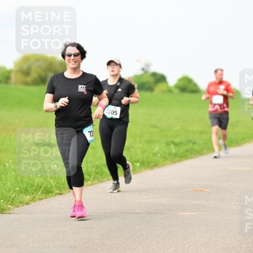 10.05.2026 - 8. Wedeler Halbmarathon Dr. Thomas Lammeyer http://msf.ph/oto/9699472 10.05.2026 11:37:21 Laufen 180, 2205 meine-sportfotos.de