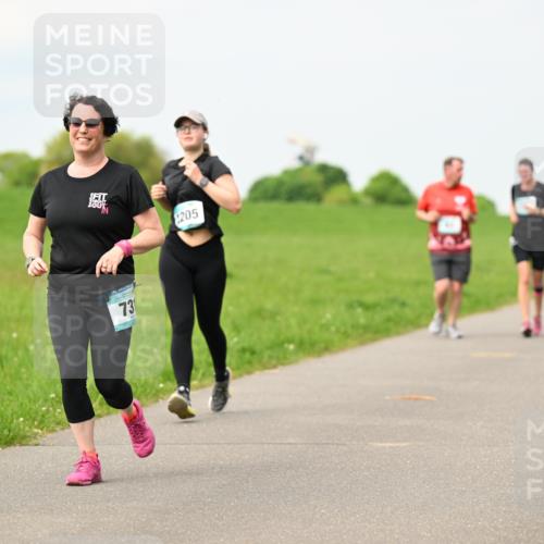 10.05.2026 - 8. Wedeler Halbmarathon Dr. Thomas Lammeyer http://msf.ph/oto/9699480 10.05.2026 11:37:22 Laufen 205 meine-sportfotos.de