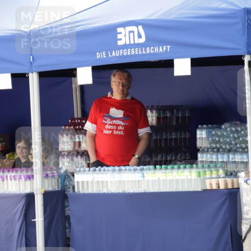 10.05.2026 - 8. Wedeler Halbmarathon Yannick Fuchs http://msf.ph/oto/9699502 10.05.2026 11:11:28 Ziel  meine-sportfotos.de