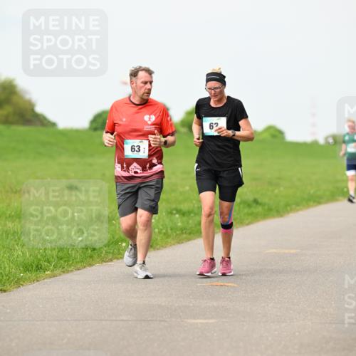 10.05.2026 - 8. Wedeler Halbmarathon Dr. Thomas Lammeyer http://msf.ph/oto/9699506 10.05.2026 11:37:25 Laufen  meine-sportfotos.de