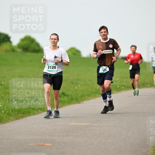 10.05.2026 - 8. Wedeler Halbmarathon Dr. Thomas Lammeyer http://msf.ph/oto/9699599 10.05.2026 11:37:38 Laufen 2120, 725 meine-sportfotos.de