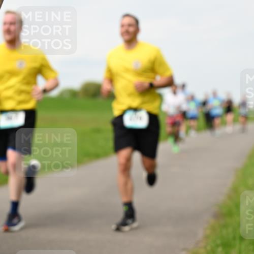 10.05.2026 - 8. Wedeler Halbmarathon Dr. Thomas Lammeyer http://msf.ph/oto/9699700 10.05.2026 11:37:55 Laufen  meine-sportfotos.de