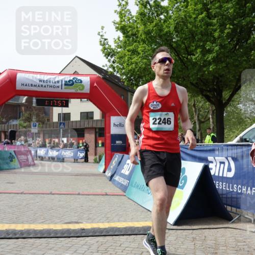 10.05.2026 - 8. Wedeler Halbmarathon Yannick Fuchs http://msf.ph/oto/9699754 10.05.2026 11:17:57 Ziel 774, 2246 meine-sportfotos.de