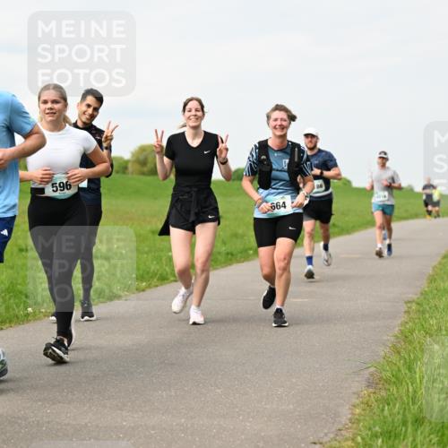 10.05.2026 - 8. Wedeler Halbmarathon Dr. Thomas Lammeyer http://msf.ph/oto/9699797 10.05.2026 11:38:05 Laufen 282, 596, 664 meine-sportfotos.de