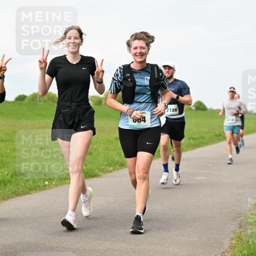 10.05.2026 - 8. Wedeler Halbmarathon Dr. Thomas Lammeyer http://msf.ph/oto/9699810 10.05.2026 11:38:06 Laufen 666, 004, 2186, 1219 meine-sportfotos.de