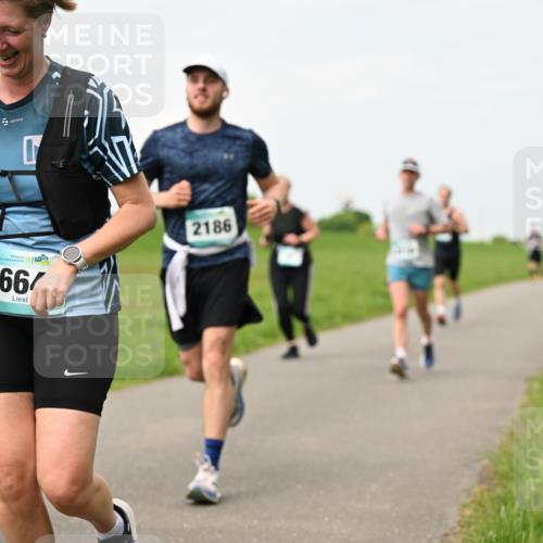 10.05.2026 - 8. Wedeler Halbmarathon Dr. Thomas Lammeyer http://msf.ph/oto/9699823 10.05.2026 11:38:08 Laufen 2186 meine-sportfotos.de