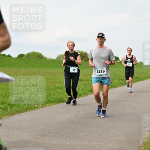 10.05.2026 - 8. Wedeler Halbmarathon Dr. Thomas Lammeyer http://msf.ph/oto/9699837 10.05.2026 11:38:09 Laufen 2216 meine-sportfotos.de