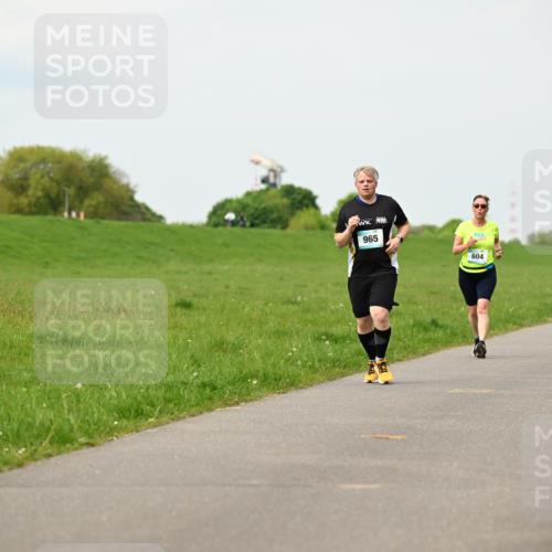 10.05.2026 - 8. Wedeler Halbmarathon Dr. Thomas Lammeyer http://msf.ph/oto/9699863 10.05.2026 11:38:18 Laufen 965, 604 meine-sportfotos.de