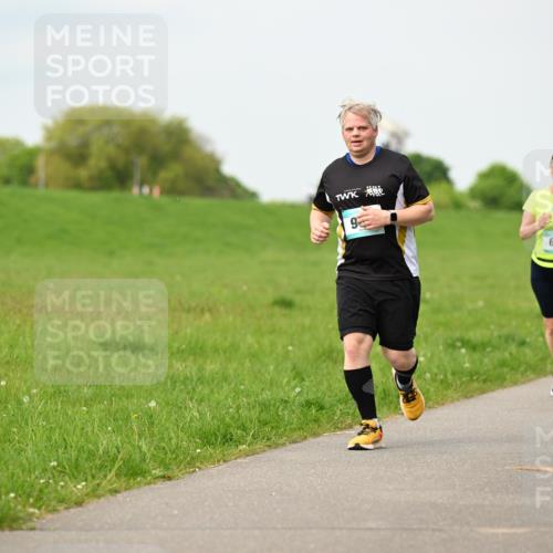 10.05.2026 - 8. Wedeler Halbmarathon Dr. Thomas Lammeyer http://msf.ph/oto/9699889 10.05.2026 11:38:20 Laufen 604 meine-sportfotos.de