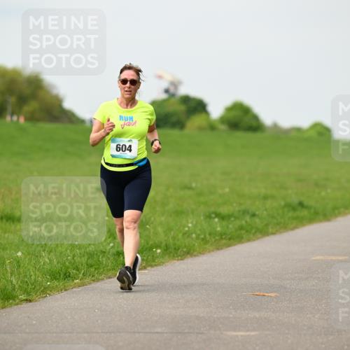 10.05.2026 - 8. Wedeler Halbmarathon Dr. Thomas Lammeyer http://msf.ph/oto/9699911 10.05.2026 11:38:23 Laufen 604 meine-sportfotos.de
