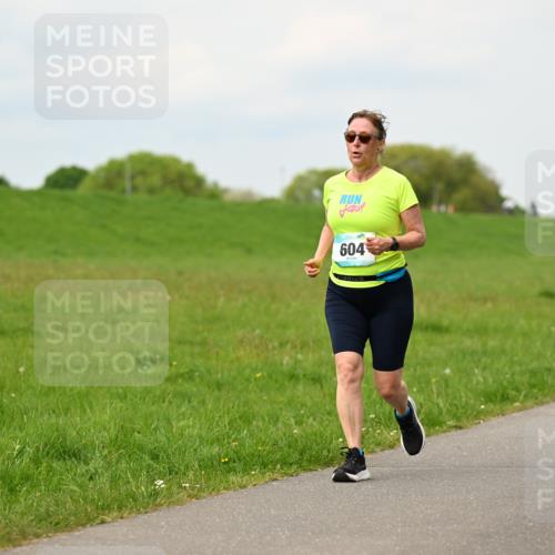 10.05.2026 - 8. Wedeler Halbmarathon Dr. Thomas Lammeyer http://msf.ph/oto/9699933 10.05.2026 11:38:25 Laufen 604 meine-sportfotos.de